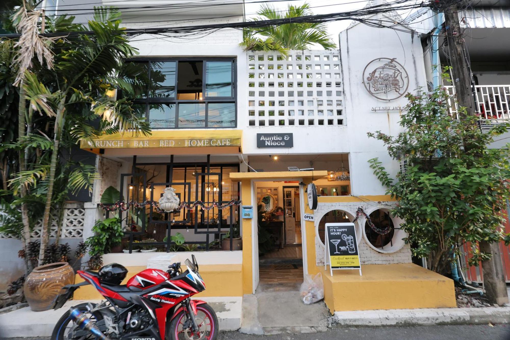Auntie & Niece Phuket Apartment Ban Sam Kong Exterior photo